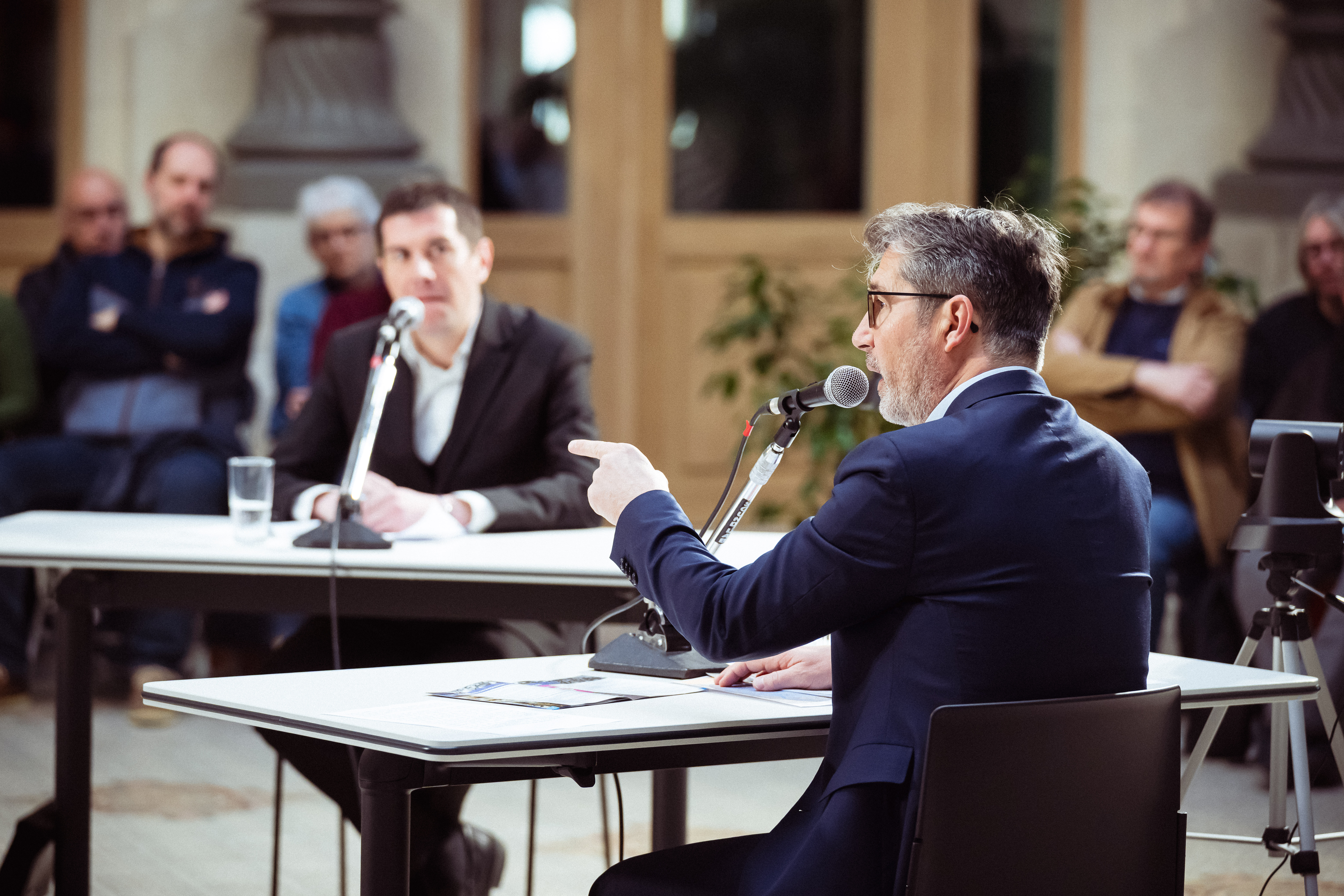 FLO_0008.jpg (5.70 MB)