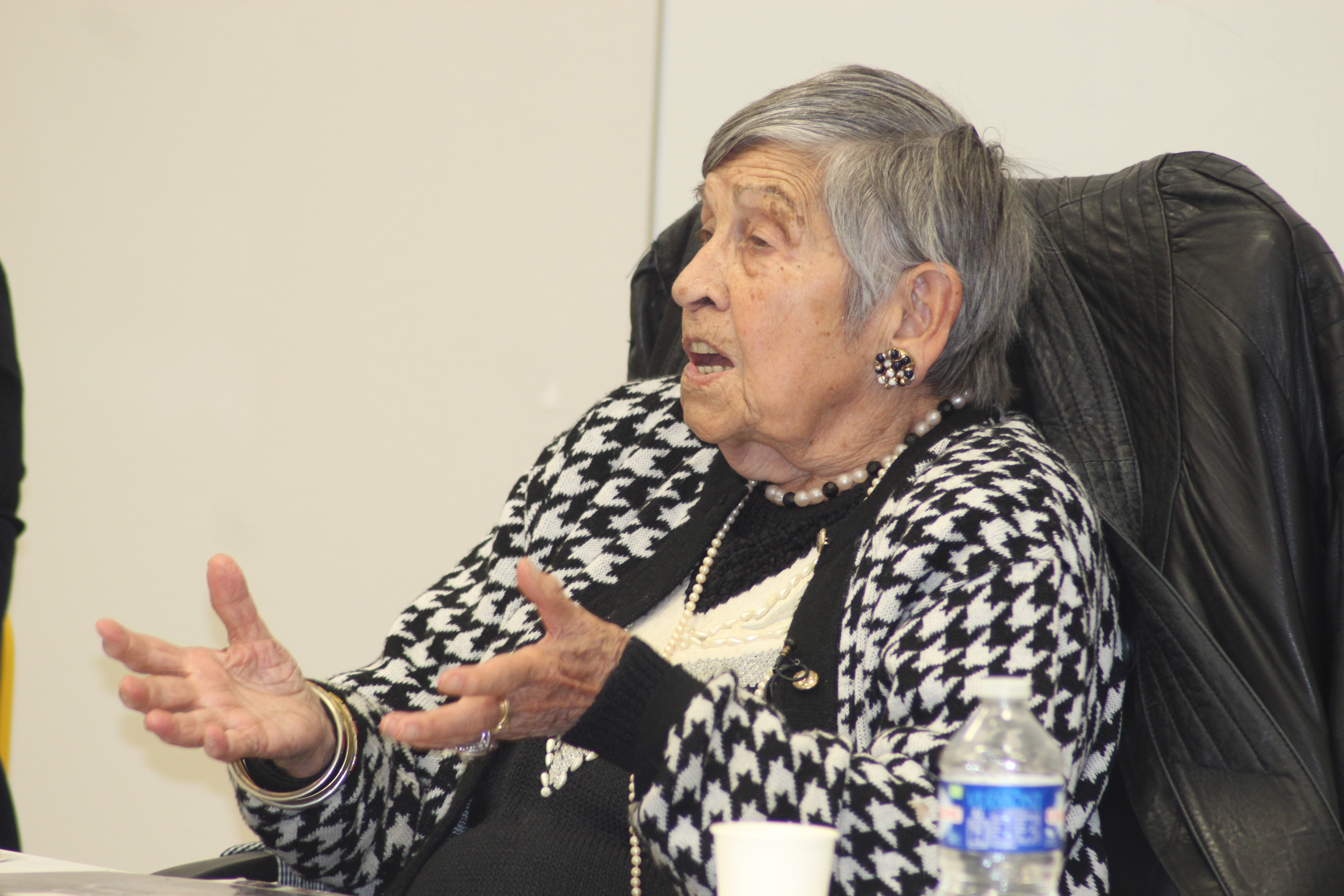 Ginette Kolinka &agrave; Saiint Joseph 2.JPG (5.14 MB)