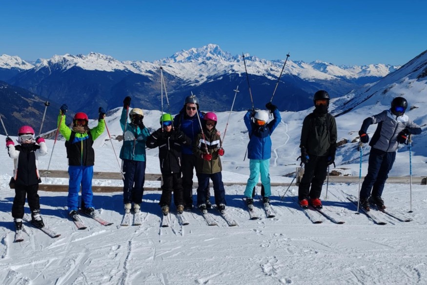 Depuis cinquante ans, la section ski de l'ASPTT Montluçon emmène des jeunes sur les pistes