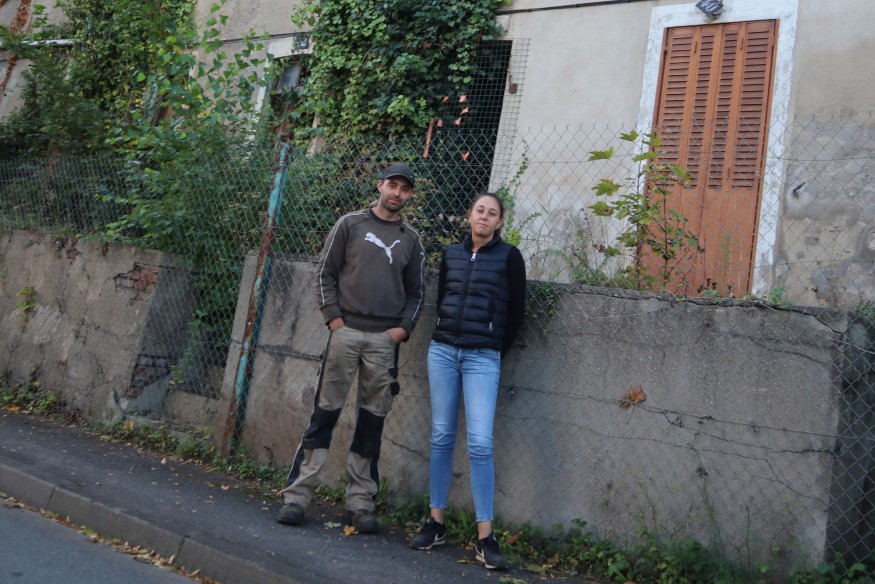 Privé de l'appartement qu'ils avaient rénové, un couple de Commentryens obligé de vivre dans un mobil-home