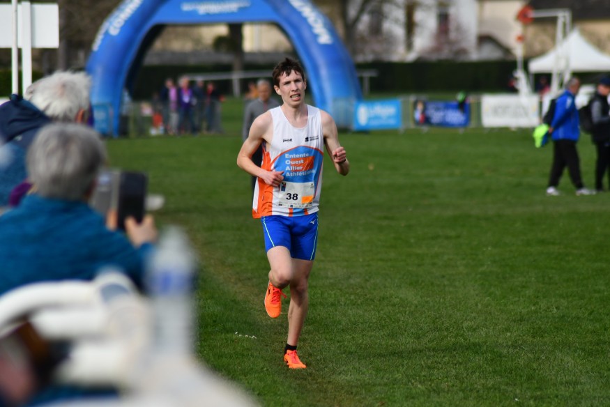 La saison des cross se poursuit dimanche à Commentry