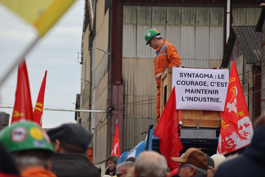 " On est intimement convaincu que les choses sont en train de bouger en haut lieu" : un peu d'espoir pour la repris d'Erasteel?