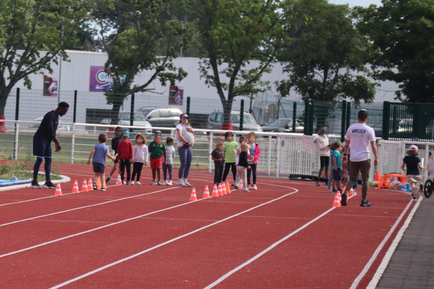 Attendue de (très) longue date, la nouvelle piste d'athlétisme est désormais à disposition des clubs locaux