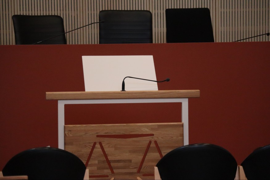 Cannabis dans ses affaires, couteau caché dans sa raie des fesses : un jeune de 18 ans condamné à Montluçon