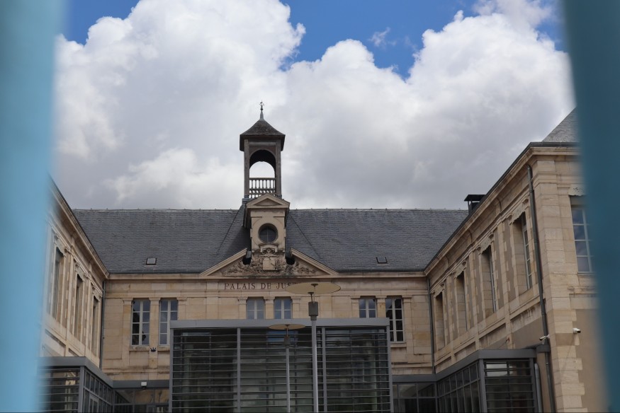 Quatre mois de prison ferme pour des violences sur sa sœur : un jeune Montluçonnais condamné