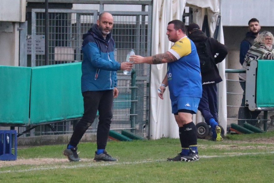 "C'est de bon augure" : l'entraîneur de l'OCM satisfait de l'engagement de ses joueurs avant le premier match amical